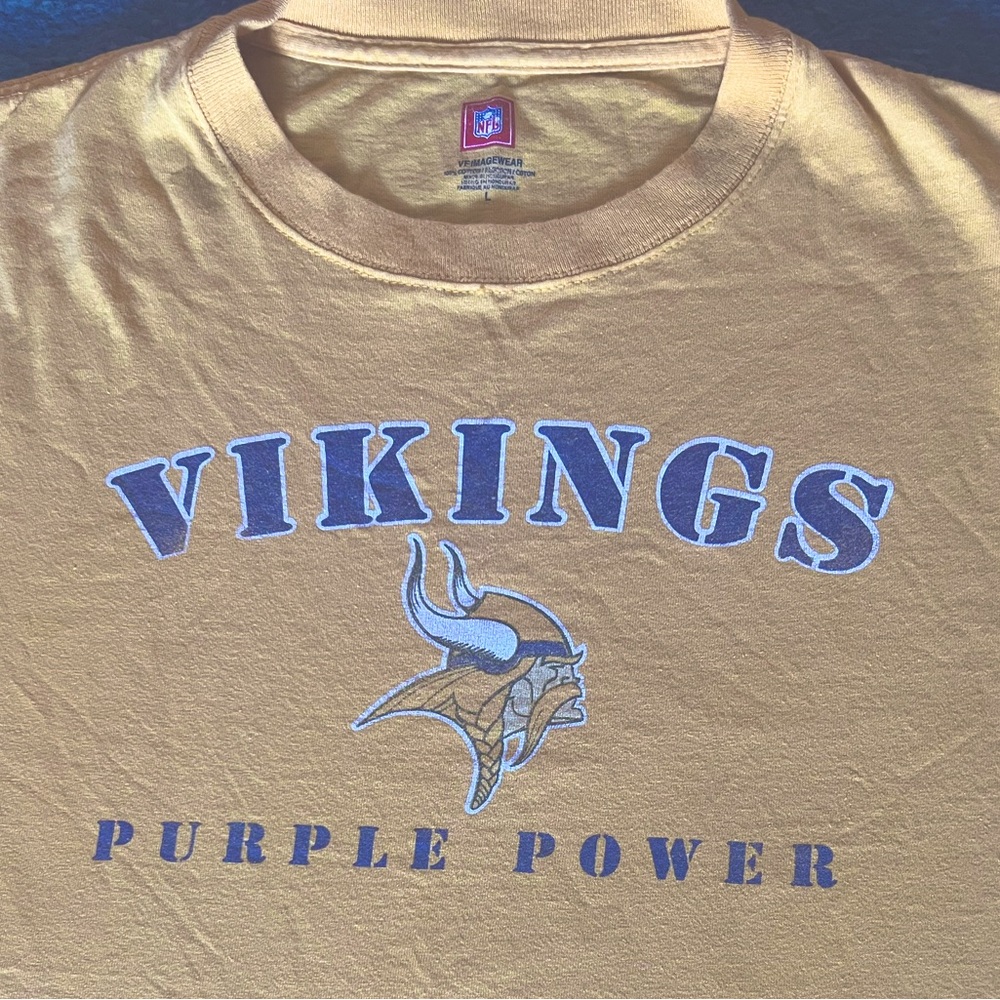Super Rare Vintage 90s NFL Purple Power MN Vikings T-shirt